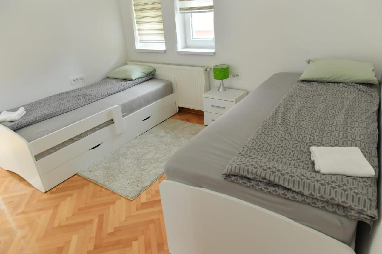 Dobi Apartmani Wing Jagodina Eksteriør billede